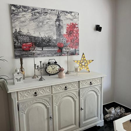 Exklusive Ferienwohnung Mit 3 Schlafzimmern Und 2 Baedern! 阿尔特瑙 外观 照片