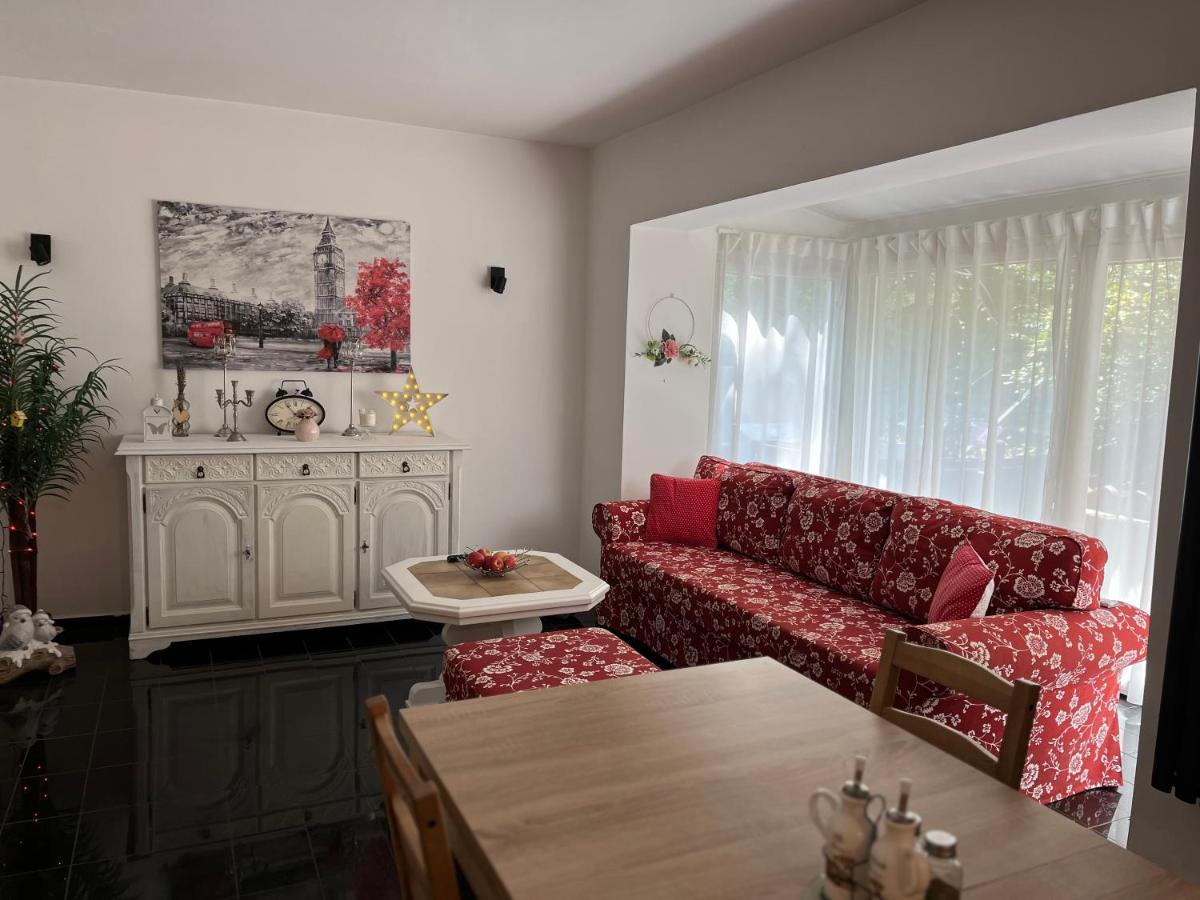 Exklusive Ferienwohnung Mit 3 Schlafzimmern Und 2 Baedern! 阿尔特瑙 外观 照片
