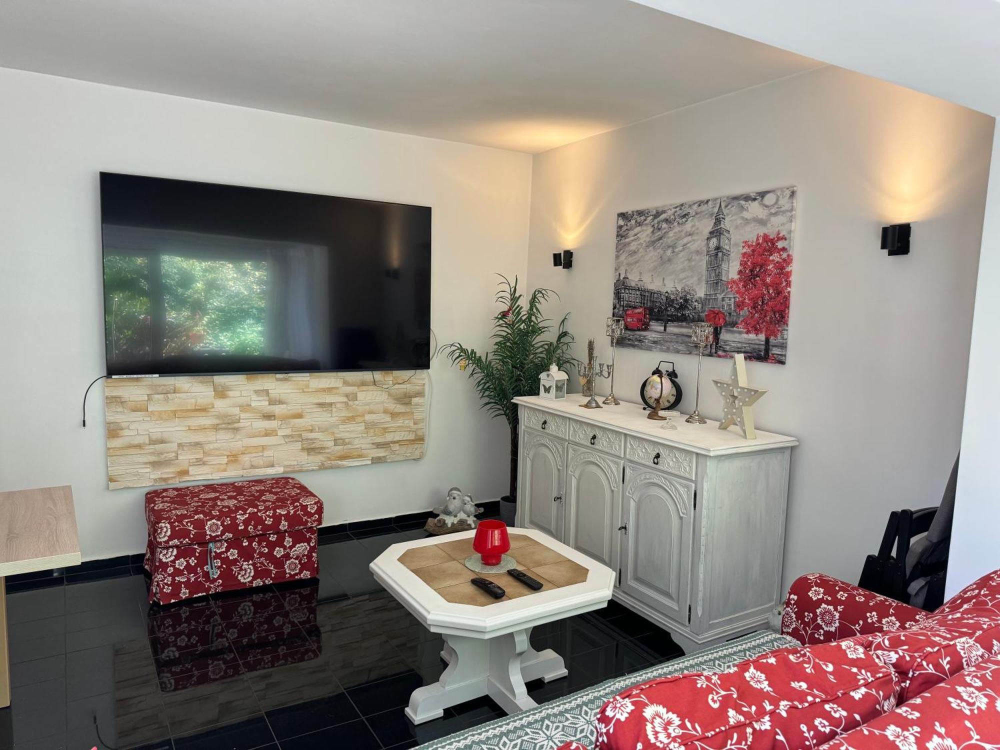 Exklusive Ferienwohnung Mit 3 Schlafzimmern Und 2 Baedern! 阿尔特瑙 外观 照片